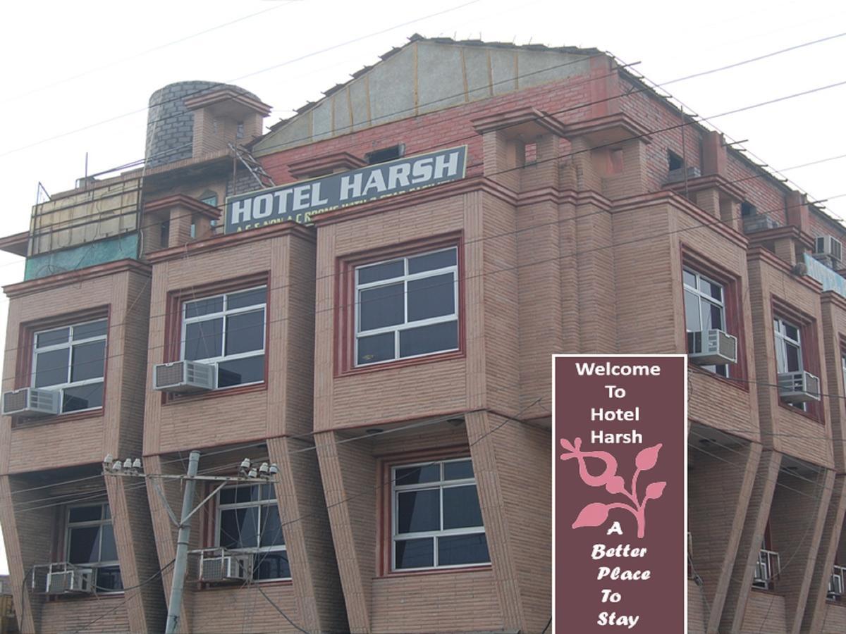 Harsh Hotel Suratgarh Exteriér fotografie
