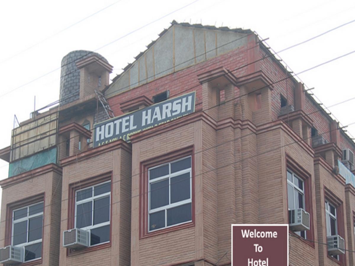 Harsh Hotel Suratgarh Exteriér fotografie